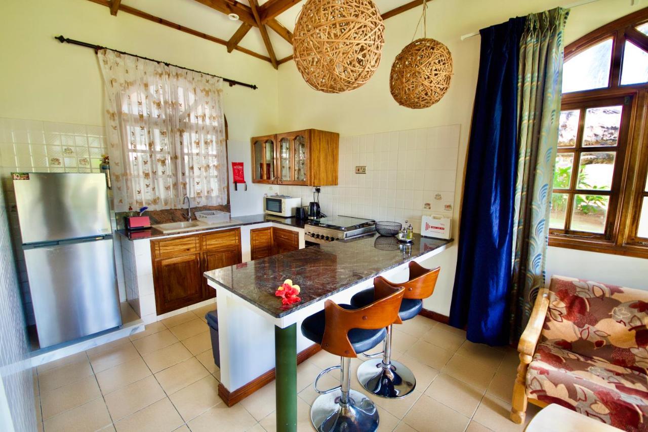 Sea Splash Self Catering And La Petite Maison Grand Anse  Luaran gambar